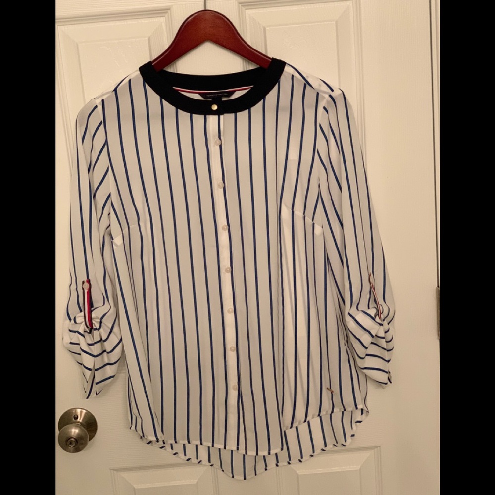 Women’s TH blouse